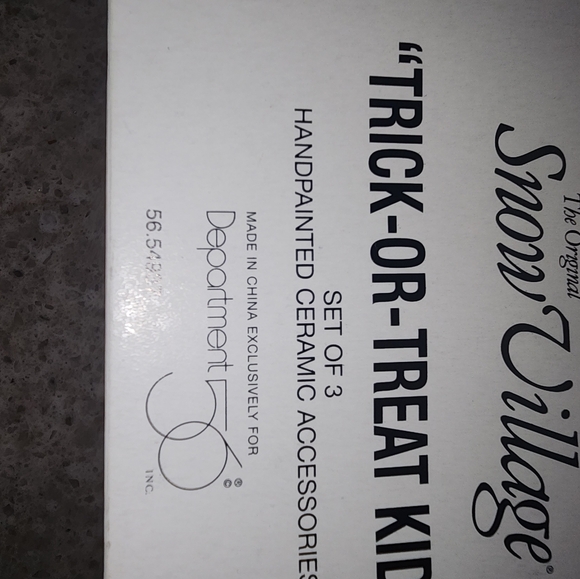 Dept 56 Snow Village Trick or Treat Kids - Picture 3 of 6